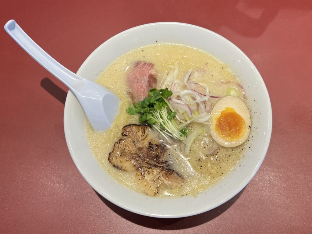 丸源ラーメン濃厚鶏白湯そば