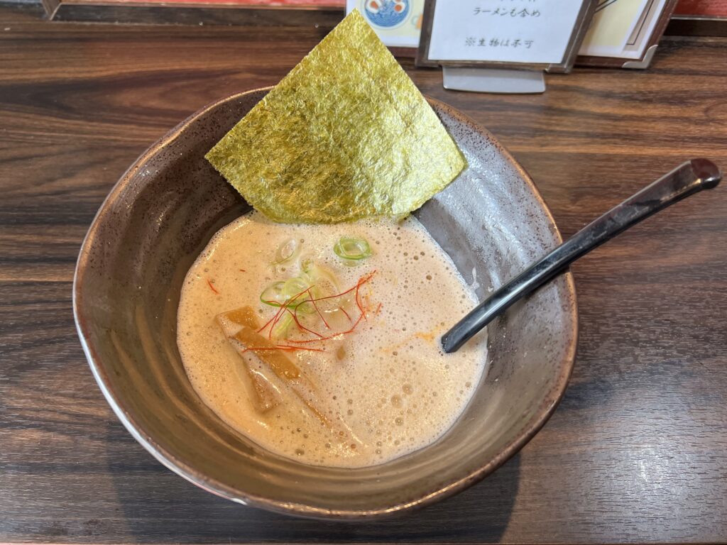 鳥よし 白湯ラーメン正油